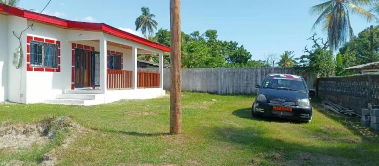 La Maison Du Voyageur Kribi Esterno foto